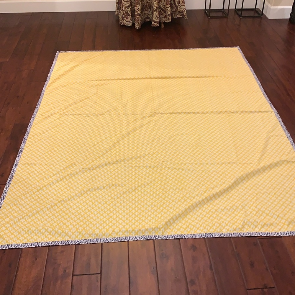 Williams Sonoma Tablecloth